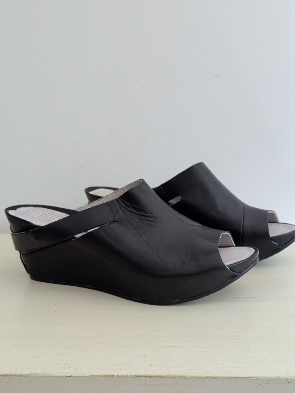 Black Women's Wedge Slide Sandals